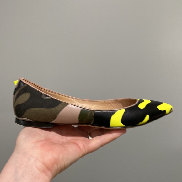 Valentino Garavani neon camouflage studded flats size 36 inspect photos - Picture 7 of 17